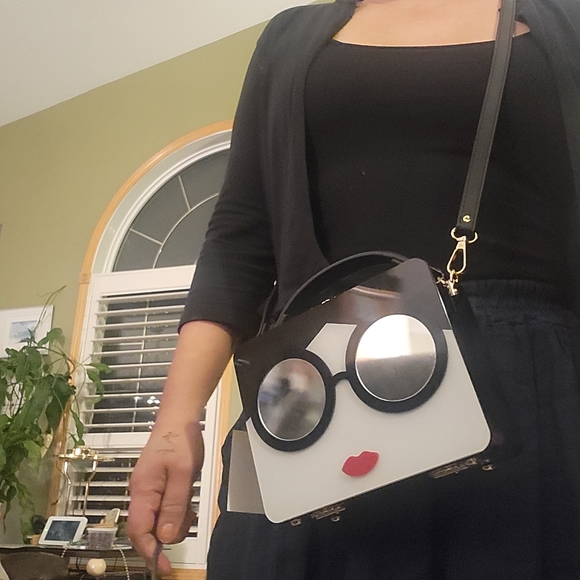 Fashion sling , crossbody or shoulder bag - Picture 15 of 16